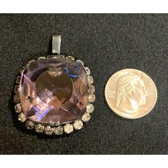 Kenneth Lane Pendant Purple Large Stone w/ Rhinestones Vintage 1960-1970's - Picture 5 of 7